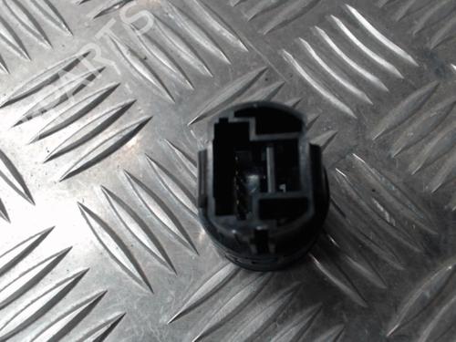 Switch RENAULT MEGANE III Hatchback (BZ0/1_, B3_) 1.5 dCi (BZ09, BZ0D, BZ1W, BZ29, BZ14) | BP24290790I30 