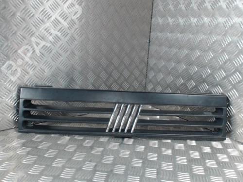 Used Grille FIAT PANDA (141_) 1100 (54 hp) 24290990