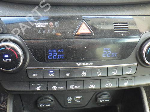 AC-Styringsenhed/Manøvreenhed HYUNDAI TUCSON (TL, TLE) 1.7 CRDi (116 hp) 28543264