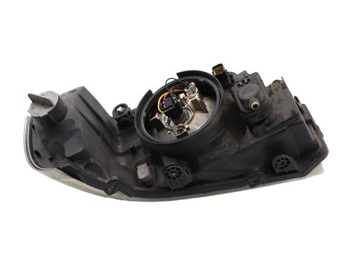 Right headlight LAND ROVER FREELANDER I (L314) 2.0 Td4 4x4 | BP28540619C29