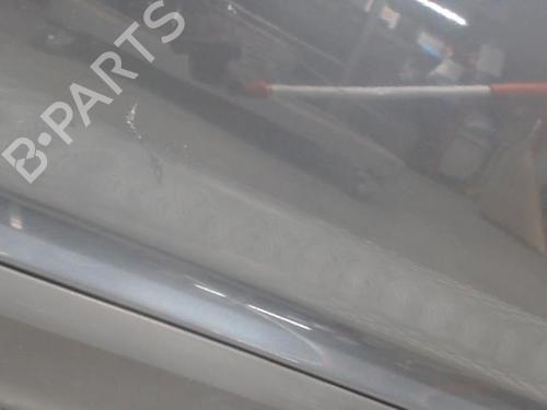 Used Right front door VW TOUAREG (7LA, 7L6, 7L7) 2.5 R5 TDI (174 hp) 24289977