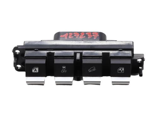 Used Switch Switch 37690161 37690161