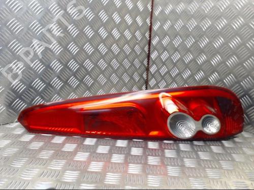 Used Right taillight FORD FIESTA V (JH_, JD_) 1.4 TDCi (68 hp) 24291021