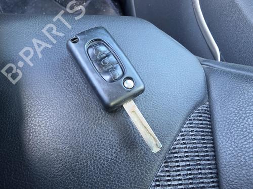 Used Parts CITROËN C5 III (RD_) 2.0 HDi 165 (RDRHHA, RDRHH8) 5068819