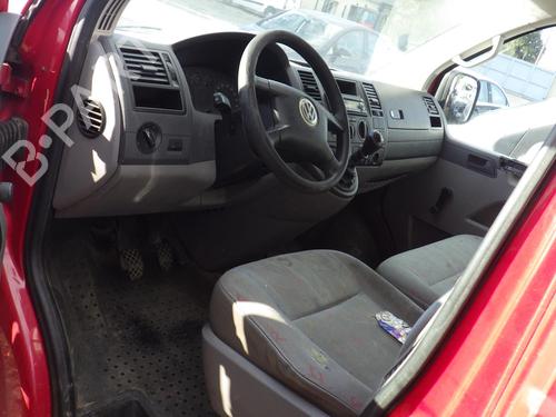 Left headlight VW TRANSPORTER T5 Bus (7HB, 7HJ, 7EB, 7EJ) 2.5 TDI | BP31136737C28 