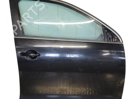 Używane Drzwi przednie prawe VW GOLF VI Variant (AJ5) 1.6 TDI (105 hp) 32137795