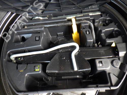 Jack Kit Jack Kit PEUGEOT 3008 II SUV (MC_, MR_, MJ_, M4_) [2016-2026] 35925962 35925962