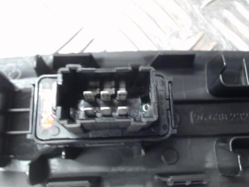 Used Right front window switch CITROËN DS3 (SA_) 1.6 HDi 90 (92 hp) 24288850