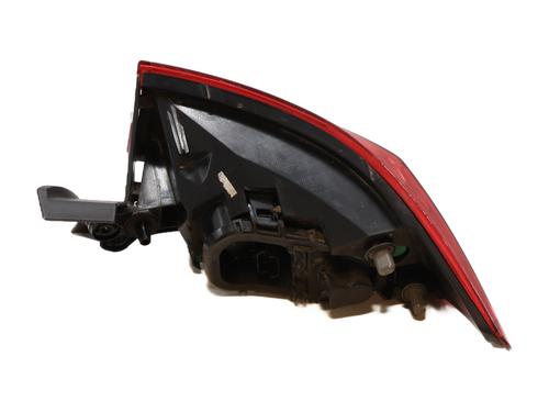 Farolim esquerdo Farolim esquerdo RENAULT CLIO IV (BH_) 1.5 dCi 75 (75 hp) 27202857 27202857