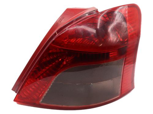 Høyre baklys TOYOTA YARIS (_P9_) 1.4 D-4D (NLP90_, NLP90R) (90 hp) 30909281