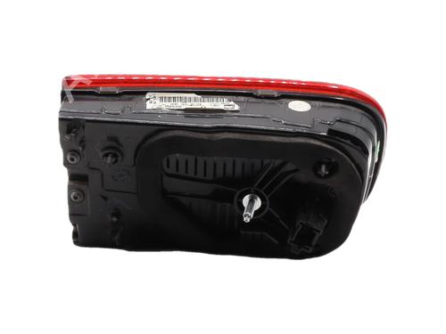 right-tailgate-light-citroen-c4-cactus-2014-32781077 main image