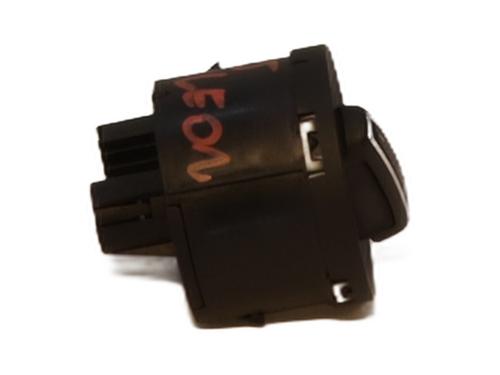 Headlight switch SEAT LEON (5F1) 1.2 TSI | BP28114461I24 