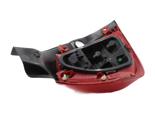 Right taillight RENAULT CLIO III (BR0/1, CR0/1) 1.2 16V Hi-Flex (BR1U, CR1U) | BP32493797C35 