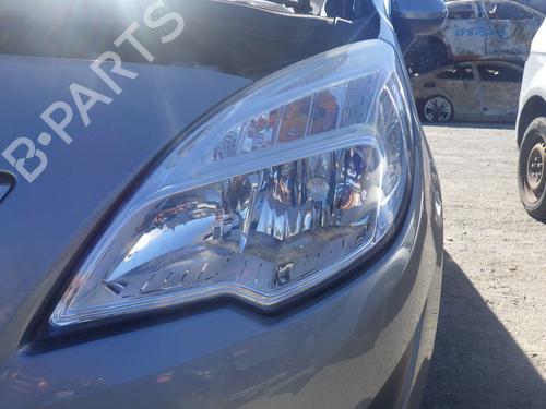 Used Left headlight Left headlight OPEL MERIVA B MPV (S10) 1.4 (75) (120 hp) 39457598 39457598