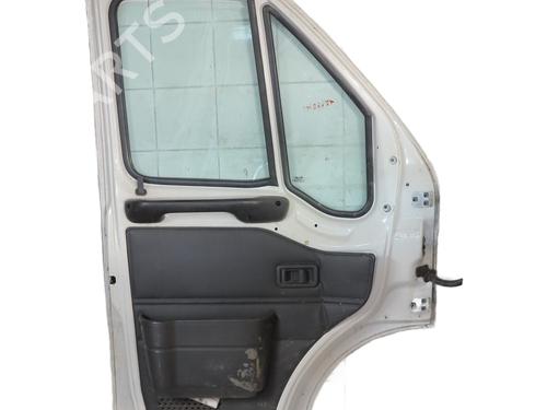 Used Left front door FIAT DUCATO Van (230_) 2.0 JTD (84 hp) 30488221