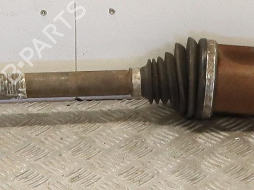 Used Right front driveshaft Right front driveshaft RENAULT MASTER III Van (FV) 2.3 dCi 130 FWD (FV0M, FV0Y, FV0J, FV02, FV03) (130 hp) 39213437 39213437