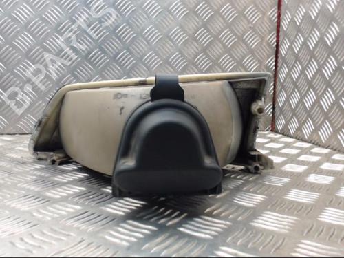 Used Right headlight Right headlight PEUGEOT 106 I (1A, 1C) 1.1 (60 hp) 24290111 24290111