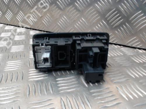 headlight-switch-renault-megane-iii-hatchback-bz01_-b3_-2008-34527400 main image