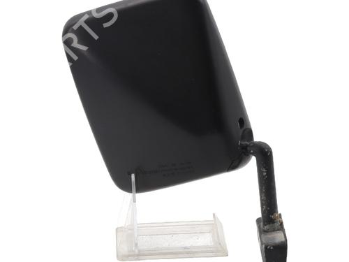 Used Right mirror MITSUBISHI PAJERO I (L04_G, L14_G) 2.3 TD (L043G, L048G) (84 hp) 32438639