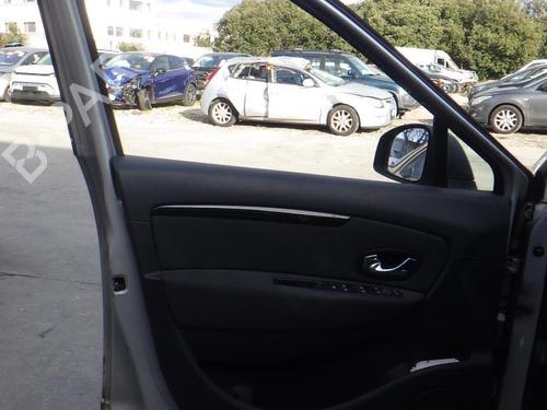 Left front door RENAULT SCÉNIC III (JZ0/1_) 1.2 TCe | BP30960050C2