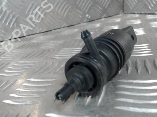 Used Washer pump Washer pump BMW 3 (E46) 320 d (136 hp) 24290063 24290063