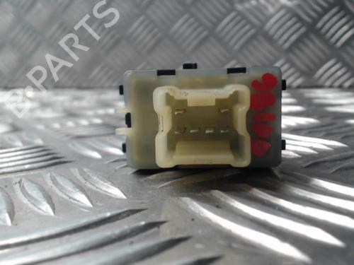 Used Left front window switch Left front window switch DACIA SANDERO II TCe 90 (B8M1, B8MA, B8AC) (90 hp) 24288867 24288867