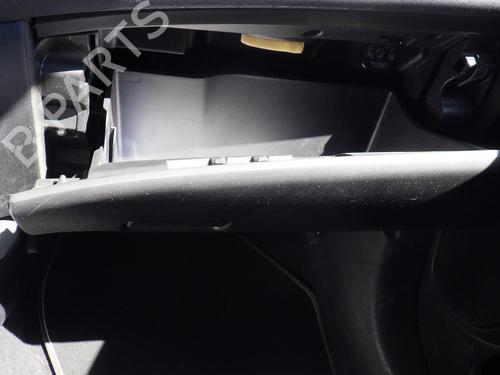glove-box-citroen-c4-aircross-2010-29253984 main image