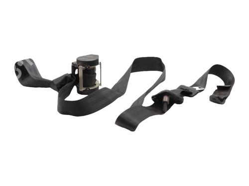 rear-left-seatbelt-dacia-lodgy-js_-2012-39583116 main image