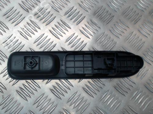 Used Right front window switch Right front window switch PEUGEOT 307 (3A/C) 2.0 HDi 110 (107 hp) 24291979 24291979