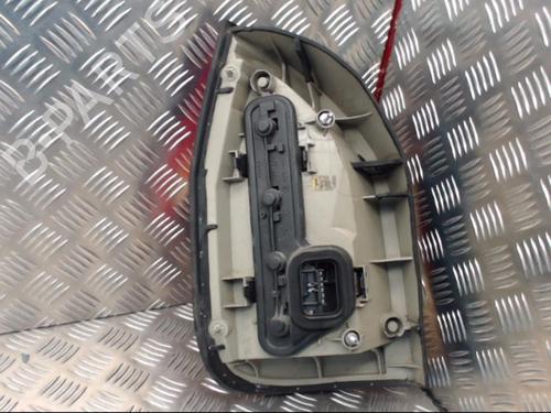 Right taillight OPEL ZAFIRA A MPV (T98) 2.0 DTI 16V (F75) | BP24289323C35 