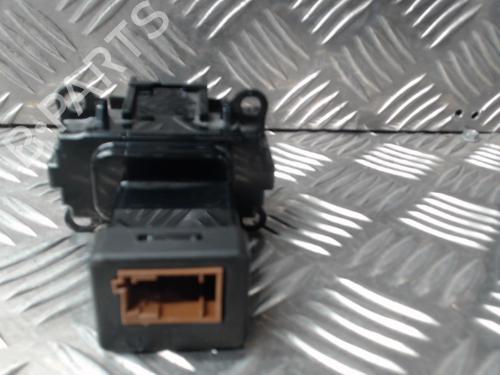 Used Card reader Card reader CITROËN GRAND C4 SPACETOURER (3A_, 3E_) 1.6 BlueHDi 120 (120 hp) 24288844 24288844