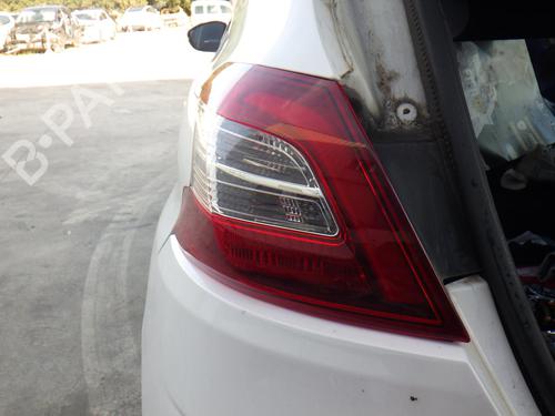 Feu arrière gauche PEUGEOT 308 II (LB_, LP_, LW_, LH_, L3_) 1.2 THP 110 (110 hp) 31977524