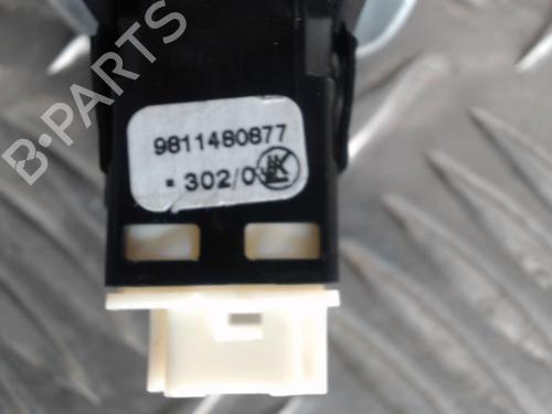 Used Switch Switch CITROËN C3 AIRCROSS II (2R_, 2C_) 1.2 PureTech 110 (2RHNZB, 2RHNZW, 2RHNPX, 2RHNPJ) (110 hp) 24288811 24288811