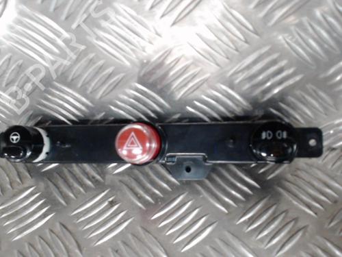 Used Warning switch Warning switch FIAT 500 (312_) 1.2 (312AXA1A) (69 hp) 24290812 24290812