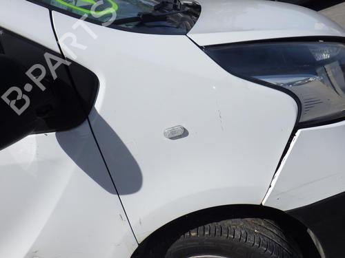 Used Right front fenders RENAULT TRAFIC III Van (FG_) 1.6 dCi 95 (FGMJ, FGMR) (95 hp) 28964154