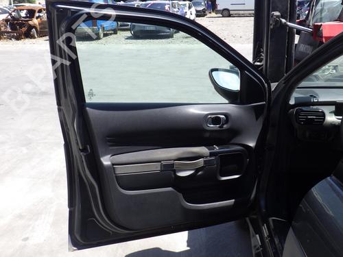 left-front-door-citroen-c4-cactus-2014-36395197 main image