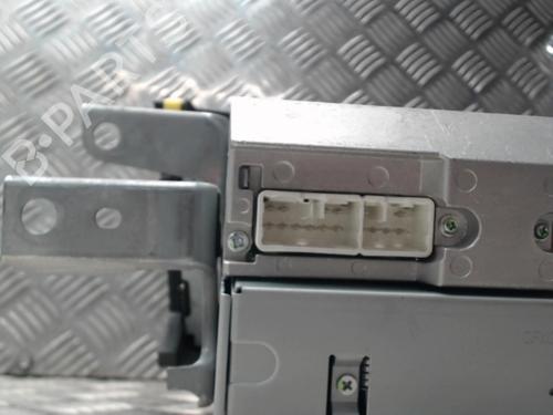 Bilradio TOYOTA RAV 4 III (_A3_) 2.2 D 4WD (ALA30_, ALA30R) (136 hp) 24290691