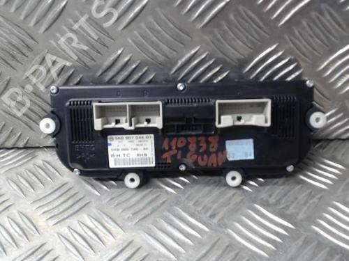 Climate control VW TIGUAN (5N_) 2.0 TDI | BP24289853I5 - Image 3
