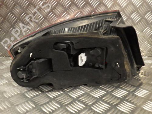 Right taillight PEUGEOT 407 (6D_) 2.0 HDi 135 (6DRHRH, 6DRHRE, 6DRHRG, 6DRHRJ) | BP24289725C35 