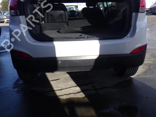 Używane Zderzak tylny HYUNDAI ix35 (LM, EL, ELH) 1.7 CRDi (116 hp) 32068315