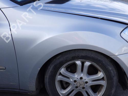 Used Right front fenders Right front fenders MERCEDES-BENZ M-CLASS (W164) [2005-2012] 33634933 33634933