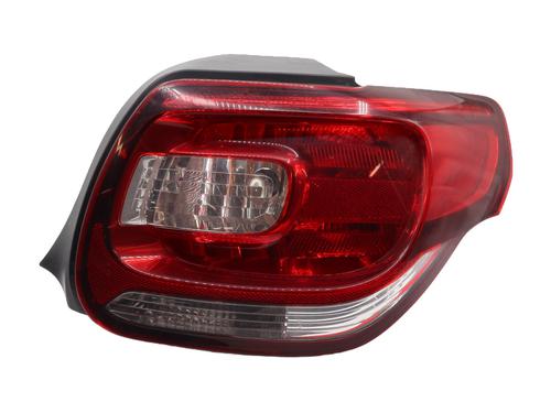 Feu arrière droit CITROËN DS3 (SA_) 1.6 THP 155 (156 hp) 30820970