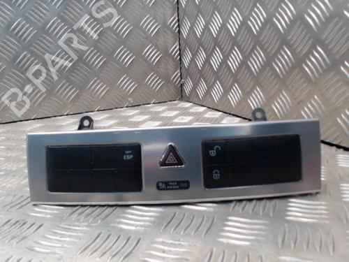 Used Warning switch MERCEDES-BENZ C-CLASS Coupe (CL203) C 200 CDI (203.707) (122 hp) 24289032