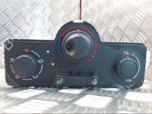 Used Climate control RENAULT CLIO III (BR0/1, CR0/1) 1.2 16V (BR0P, CR0P) (101 hp) 24290145