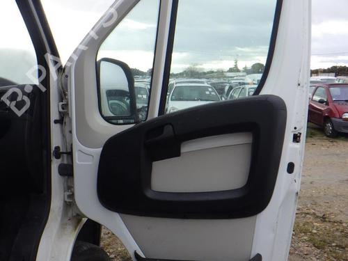 Right front door PEUGEOT BOXER Van 2.0 BlueHDi 130 | BP32392724C3