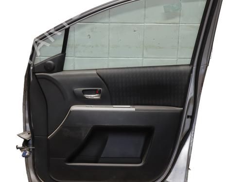 right-front-door-mazda-5-cr-2005-2006-2007-2008-2009-2010-31136719 main image