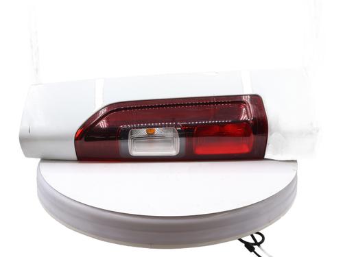 Used Right taillight RENAULT TRAFIC III Van (FG_) 1.6 dCi 125 (FGMH) (125 hp) 30725879