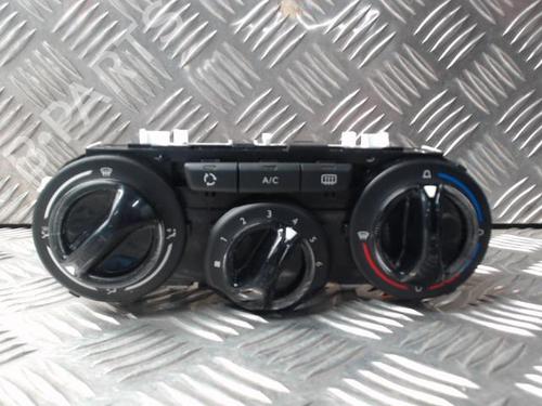 Used Climate control PEUGEOT 208 I (CA_, CC_) 1.6 HDi / BlueHDi 75 (75 hp) 24290657