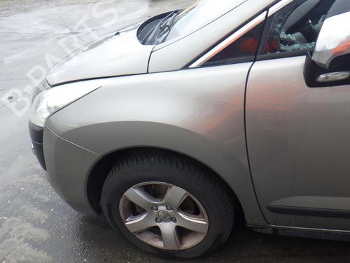 Used Left front fenders PEUGEOT 3008 I MPV (0U_) 1.6 HDi (109 hp) 25033384
