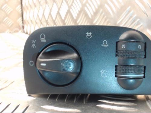 Used Headlight switch Headlight switch SEAT CORDOBA (6K1, 6K2) 1.4 i (60 hp) 24292158 24292158